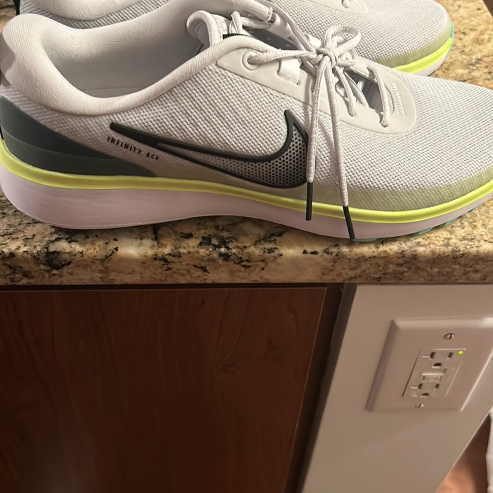 Nike infinity ace golf